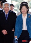 국회의원회관 들어서는 무라야마 일본 전 총리