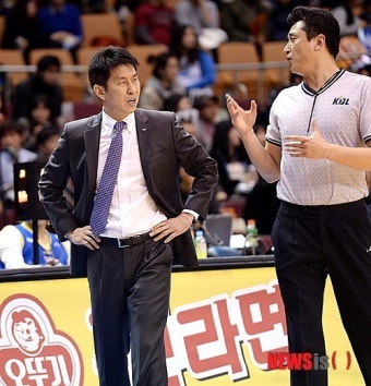 김상식 감독, 반칙 불러 주셔야죠!