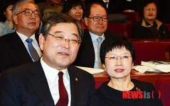 길정우, 안영옥, 아테나 독트린 북 컨서트