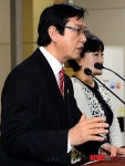 최명복, 서울친환경유통센터 영농조합법인에 특혜