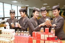 박삼구 금호아시아나 회장, 10년째 화이트데이 사탕선물 감성경영