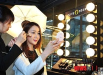 새로워진 올리브영 가로수길점으로 오세요!