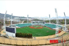 개장 준비 한창인 울산 문수야구장