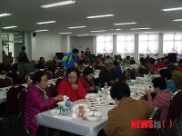 홍천내면 창촌2리 부녀회, 경로잔치 개최