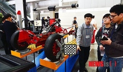 2014 오토모티브위크 개최