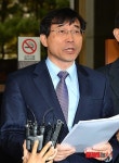 성명서 낭독하는 서홍관 협회장