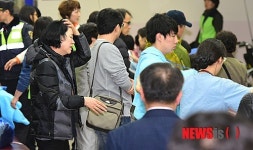 고려대 안산병원에서 검진받는 세월호 구조학생들