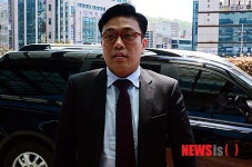 [세월호 참사]검찰 출석하는 변기춘 대표