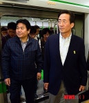 동대문역사문화공원역 찾은 정몽준 후보