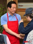 어르신들과 만난 정몽준