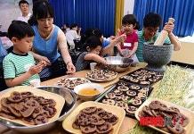 온가족이 함께 만드는 보리개떡