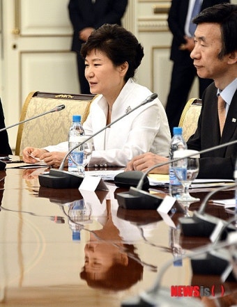 모두발언하는 박근혜 대통령