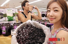 몸에 좋은 오디, 복분자 당절임 드세요