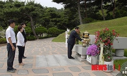 노회찬, 故 김대중 전 대통령 묘역 참배