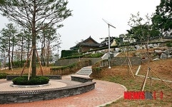 역사공원 변모한 증평 단군전