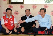 경로당 찾은 김무성