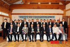 [바둑]한국 국회의원들, 중국 정협위원들 보다 바둑 실력 한 수 위