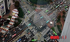 잠실 제2롯데월드에서 바라본 잠실 사거리