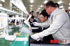 구미 산업단지 방문한 윤상직 산업통상자원부 장관