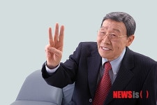 재일동포 기업가 김창인 회장 제주대에 또 30억 쾌척