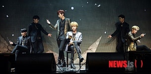 틴탑 엑시토
