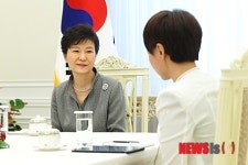 박 대통령, 로이터와 인터뷰