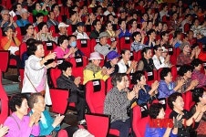 흥겨운 어르신들