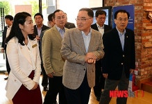 명동관광정보센터 찾은 정홍원 총리
