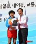 조해진 의원, 밀양 행운권 당첨자와