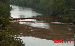 오염 소방수 이입 막아라 의왕 금천천 방지막 설치