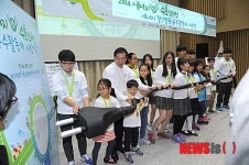 퍼포먼스 하는 박원순 서울시장