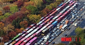 여의도 공원 일대 메운 버스