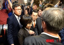 이사회 막는 금융산업 노동조합