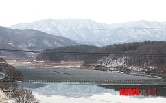 모습 드러낸 수상태양광발전소