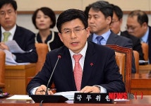 답변하는 황교안