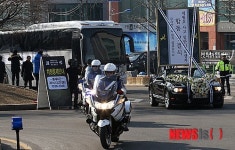인천가족공원 이동하는 세월호 희생자 영정
