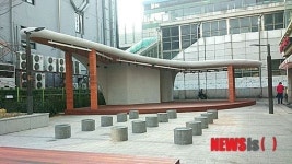 광진구, 건대입구역 야외공연장 청춘뜨락 조성