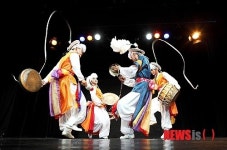 뉴욕서 제주 전통예술단 노리안마로 ‘이어도’ 공연