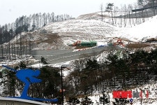 슬라이딩센터 건설 순조롭네
