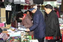 관양시장 찾은 이석준 미래부 제1차관