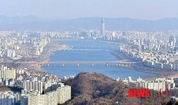 시계 좋아진 서울하늘