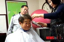 원주署 흥업지구대, 경로당 이미용봉사