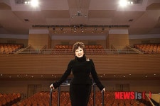정은숙 대표 성남아트센터 오페라하우스, 1년에 오페라 한편씩