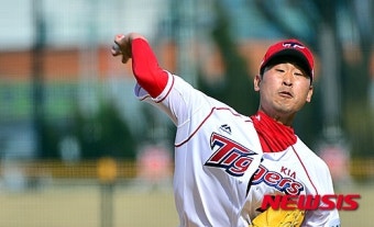 역투하는 윤석민