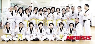 울산 북구 실버태권도 동아리 인기…몸도 마음도 UP