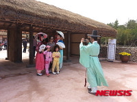 아산 외암민속마을 저잣거리 4월 개장