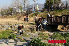한전 경남본부, 봄맞이 환경정화