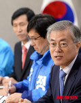 섬유제조사업협동조합 방문한 문 대표