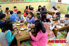 진주 지수초 학부모들이 요리한 짜장밥