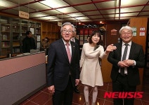 송곡관광고 도서관 둘러보는 김종덕 장관